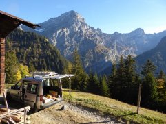 Une belle journée d'arrière-automne pour un lieu de travail des plus spectaculaires.