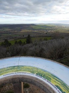 Cheilly vue de la montagne des Trois Croix